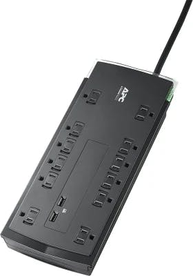Protector de corriente APC con puertos USB product